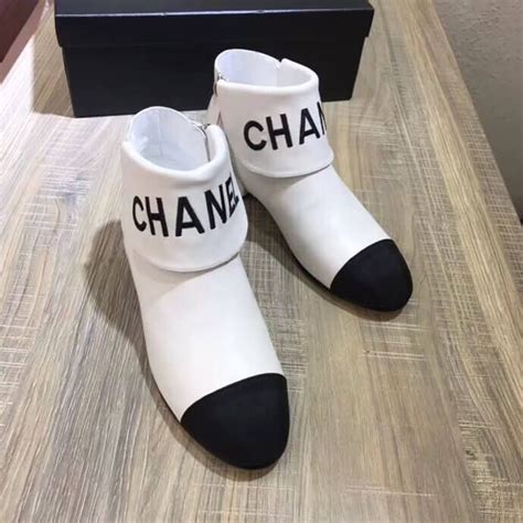 chanel ankle boots 2021.